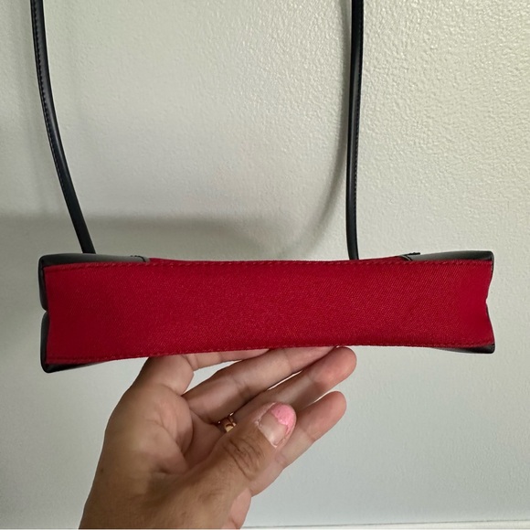 Tommy Hilfiger iconic flag stripe crossbody mini bag - Picture 5 of 10